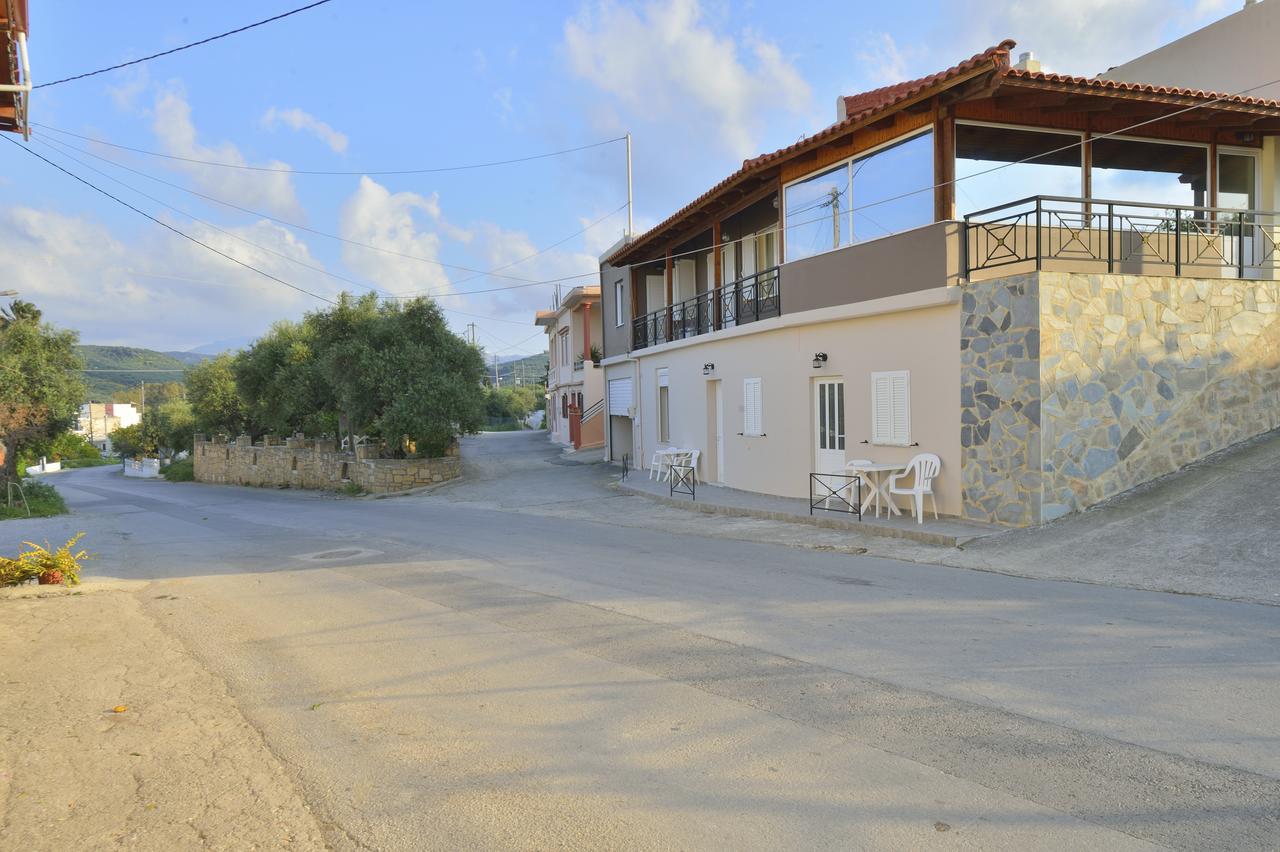 Stelios Rooms Kíssamos Exterior foto